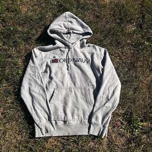 Vintage Old Navy Embroidered Logo Pullover Hoodie in Heather Gray